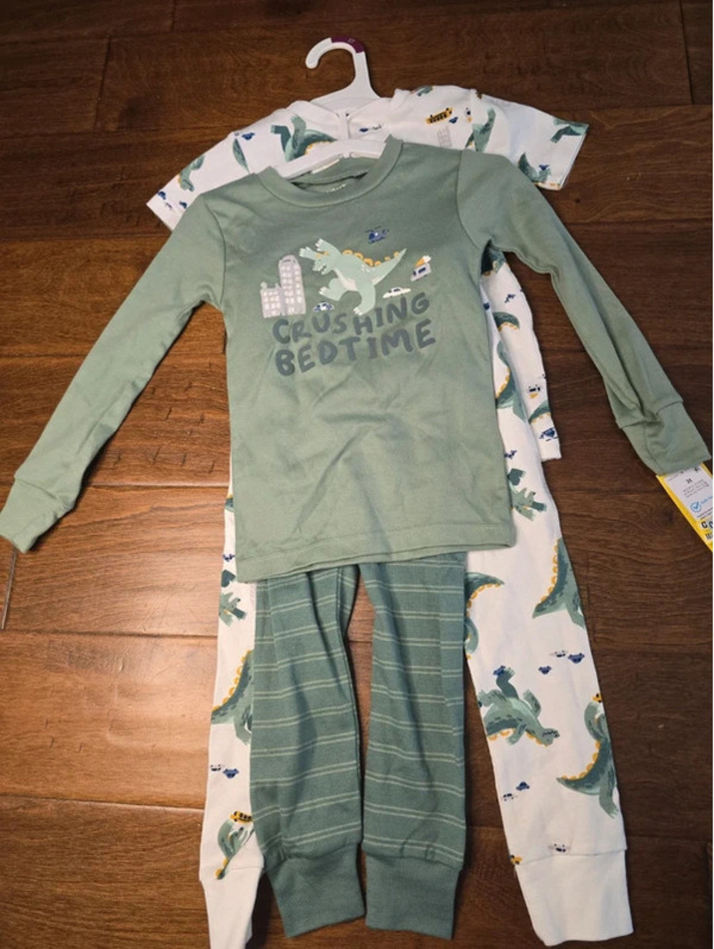 3t brand new pajamas from carter's item 497G7